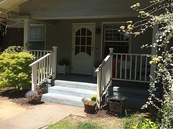 Craftsman home in Old P.A.