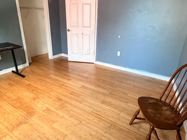 25 Preston St APT 2, Worcester, MA 01610