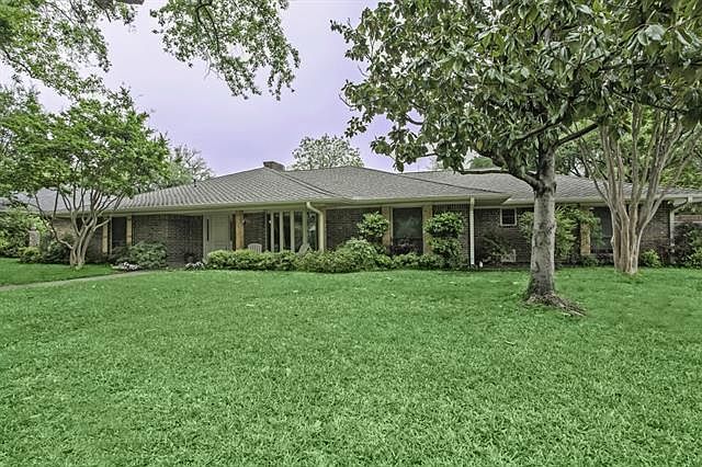 1st image of 3810 Peter Pan Dr