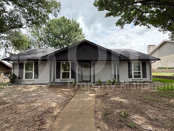 5th image of 306 Wildbriar Dr