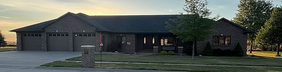1st image of 1910 West Ave