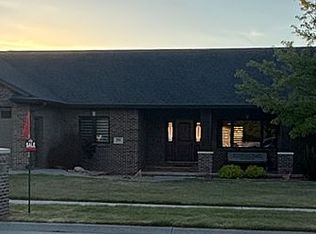 1910 West Ave, Holdrege, NE 68949