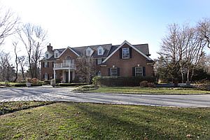 1st image of 2 Hunting Ln
