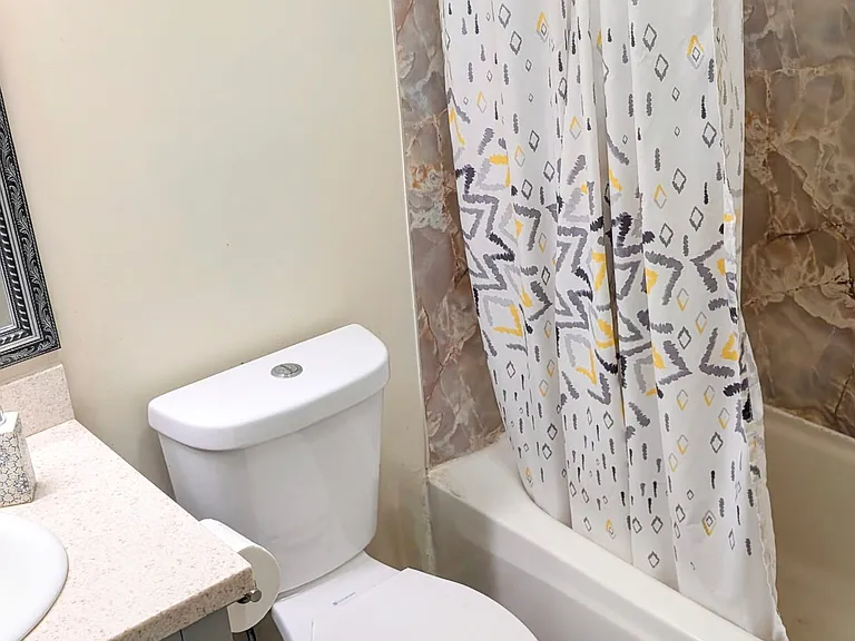 2180 W Vineyard St #309 — Photo 18