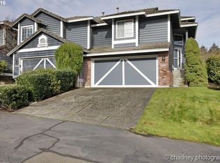 2071 Sunray Cir, West Linn, OR