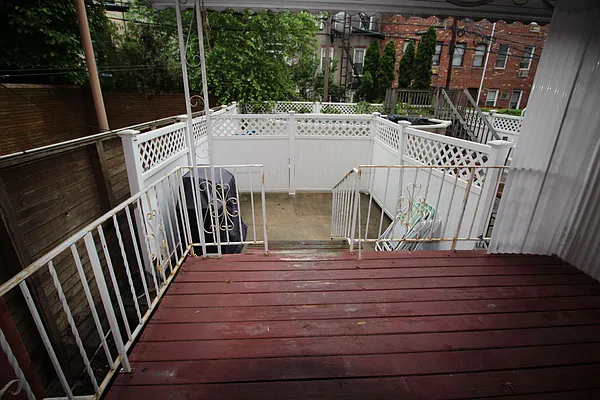 Rented by Brooklyn Real Inc | media 9