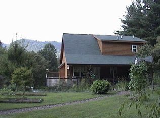 50 Peaceful Rd, Franklin, NC 28734