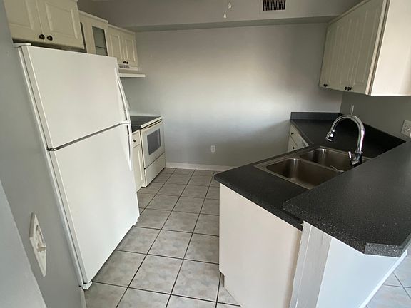 3rd image of 7330 N Highway 1 #106
