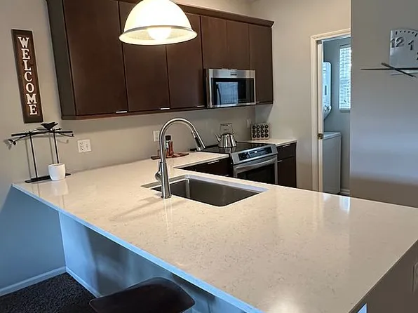 13585 Stover Ct APT 8, Charlevoix, MI 49720