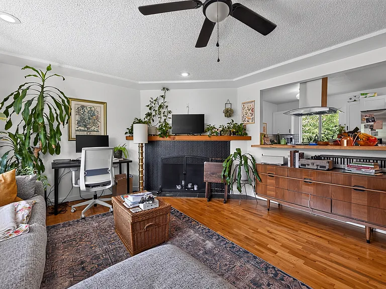 9325 Northlake Dr SW — Photo 5