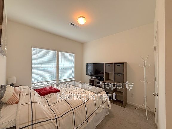 4th image of 2688 Andes Dr