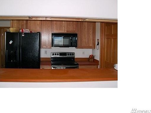 4th image of 970 Lariat Ln