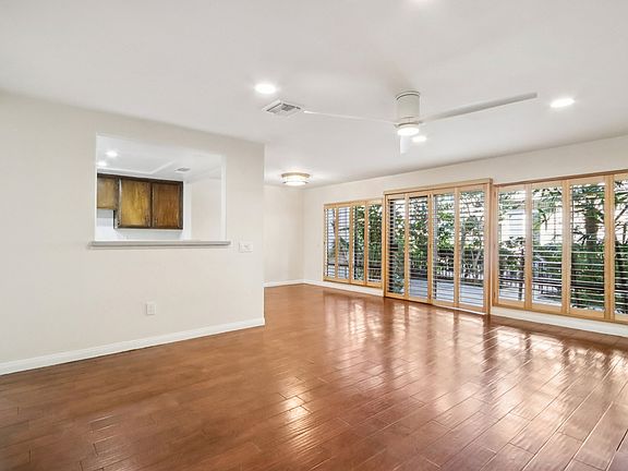 4th image of 4453 W Coast Hwy #22