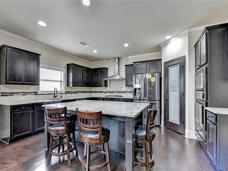 2205 Copperfield Dr — Photo 8