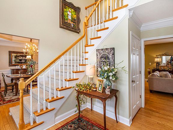 4th image of 8310 Harbor Cove Dr