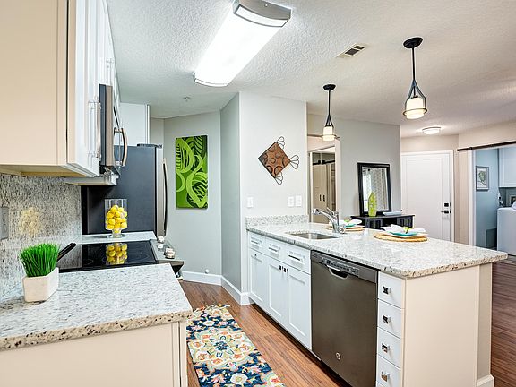 Brand new kitchen with 42" cabinetry. All new stainless ste