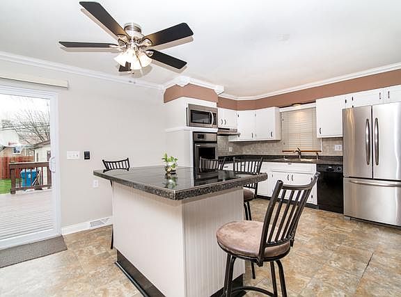 3rd image of 308 E 170th St