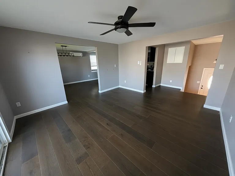 4571 Roundtree Rd — Photo 5