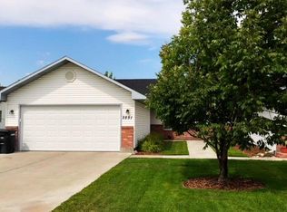 2851 E Chasewood Dr, Ammon, ID 83406