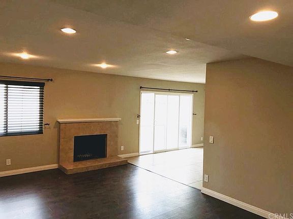 3rd image of 1354 W La Deney Dr