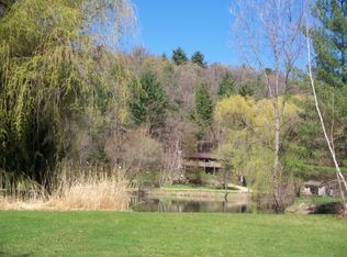 5351 Dyreson Rd, Dodgeville, WI 53533