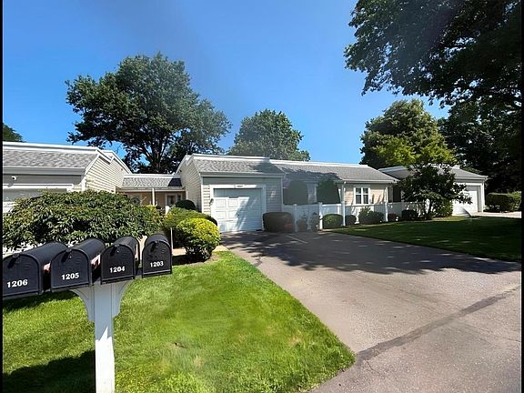 3rd image of 1203 Cabot Court