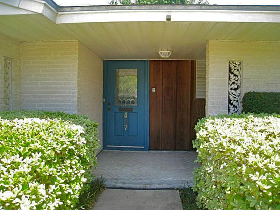 2nd image of 417 Sheridan Dr