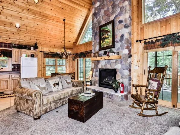 8250 Northern Rd #166, Minocqua, WI 54548
