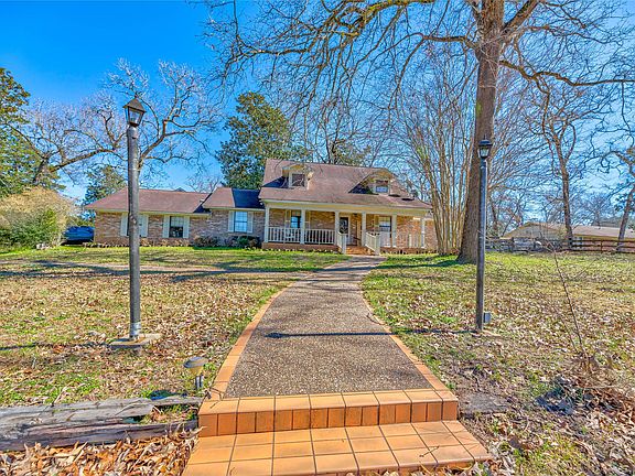 4th image of 212 Ponderosa Ln