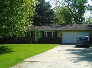 51560 Hollyhock Rd, South Bend, IN 46637