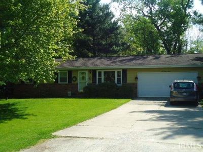 51560 Hollyhock Rd, South Bend, IN, 46637