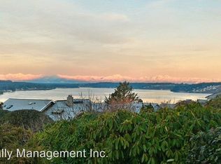 3639 Olympic Blvd W, University Place, WA 98466