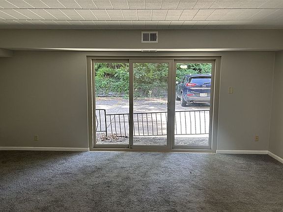 3rd image of 220 S Negley Ave APT 3