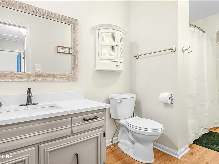 1012 Bainbridge Dr — Photo 31