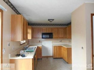 1198 Porter Dr, Charlotte, MI 48813