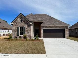 14338 Southern Oak Ave, Gulfport, MS 39503