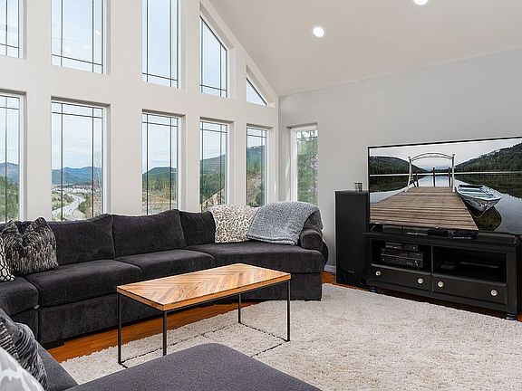 Living Room main level
