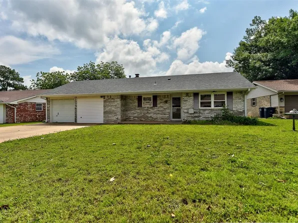 10 Mojave Dr, Shawnee, OK 74801
