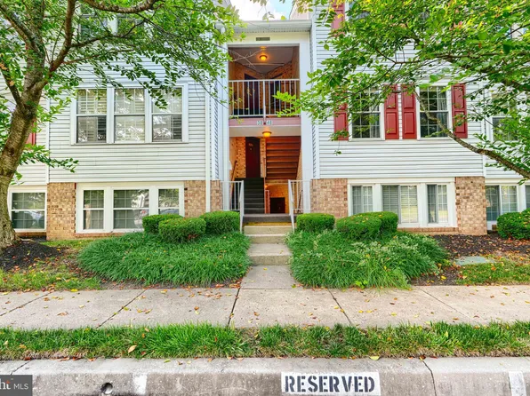 40 Surrey Ln #122, Nottingham, MD 21236