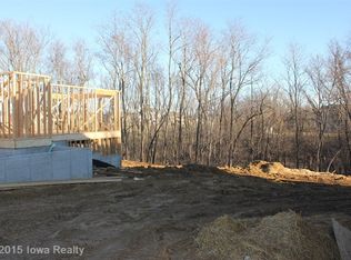 10617 NW 75th Pl, Johnston, IA 50131