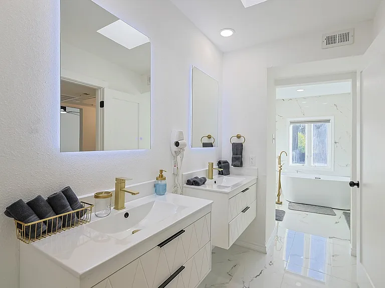4939 Thunder Rd — Photo 13
