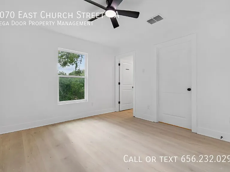 1070 E Church St #A — Photo 21
