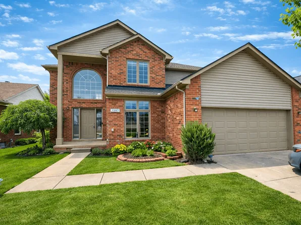 33567 Lamparter Dr, Sterling Heights, MI 48310