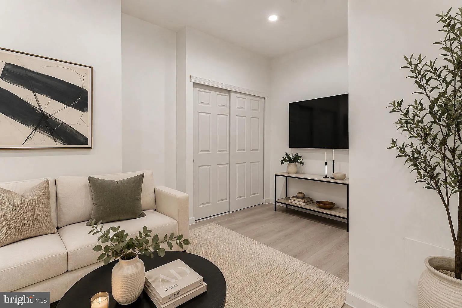 1 bed, 600 sqft, $1,250 — Photo 1