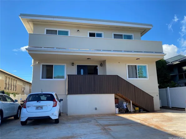 3214 Esther St, Honolulu, HI 96815