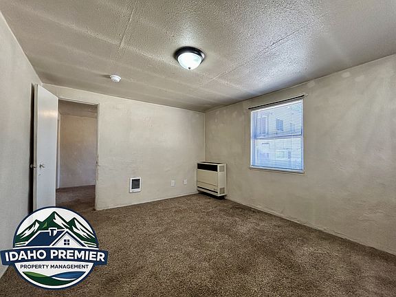 3rd image of 2701 W Rose Hill St #5