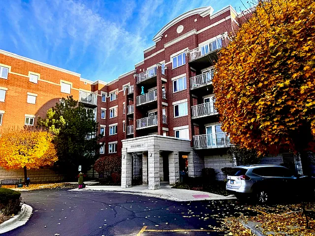 6559 W George St #202A — Photo 7