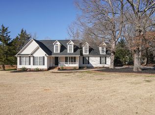 425 Jennifer Lee Ct, Woodruff, SC 29388