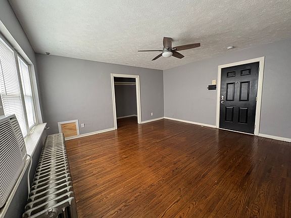 4th image of 648 S 12th St #D3