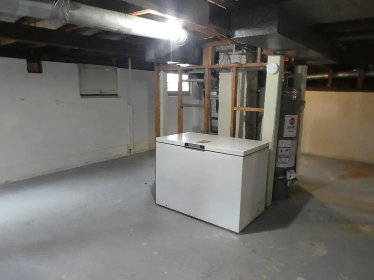 2333 SE Tacoma St — Photo 34